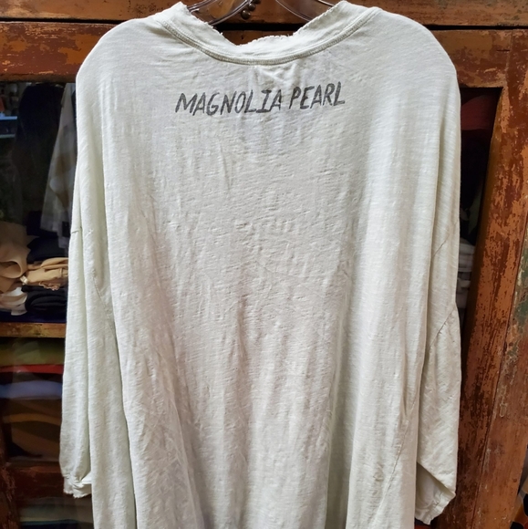 Magnolia pearl Francis hi-lo pullover cw surfboards Cosmo & willie tee - Picture 4 of 14